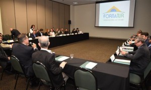 Reunião no Fornatur, com secretários d Turismo de vários estados da Federação